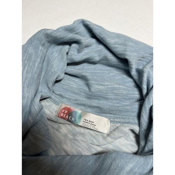 Free People Beach Heather Blue Long Sleeve Boho OCwl Neck Slouchy Top M? - Picture 3 of 6